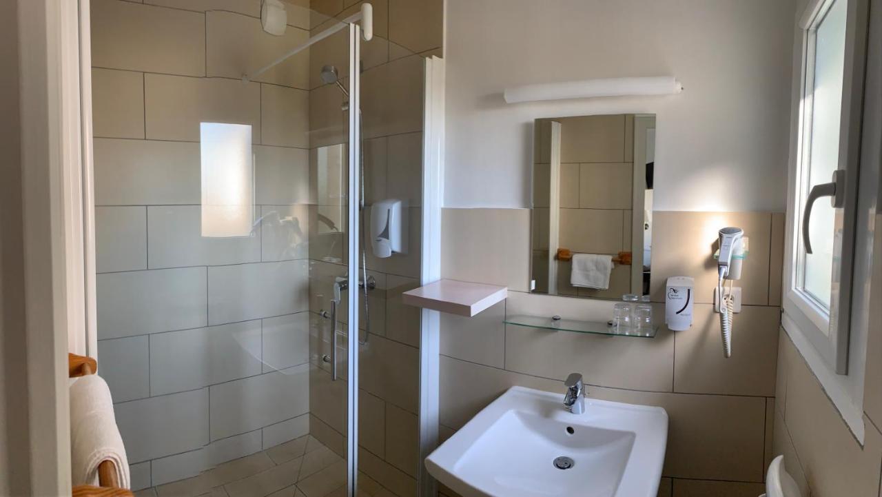 Le Grand Hotel Ussel "Nouvelle Gerance 2023" Esterno foto